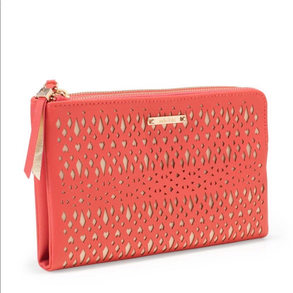 Stella & Dot double clutch in Geranium
